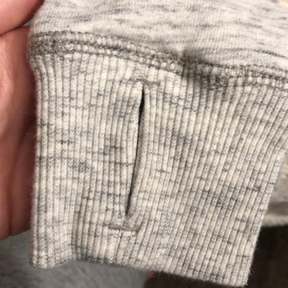 Hollister grey hoodie - Picture 2 of 4